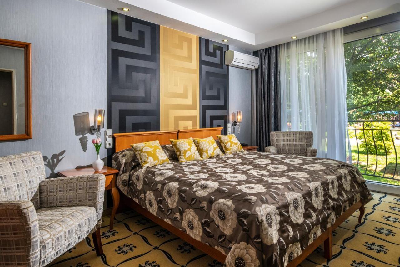 Duna Relax Hotel ราซเคเว ภายนอก รูปภาพ