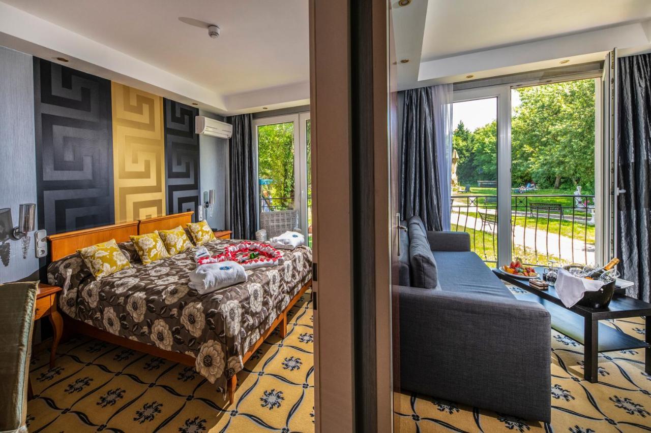 Duna Relax Hotel ราซเคเว ภายนอก รูปภาพ