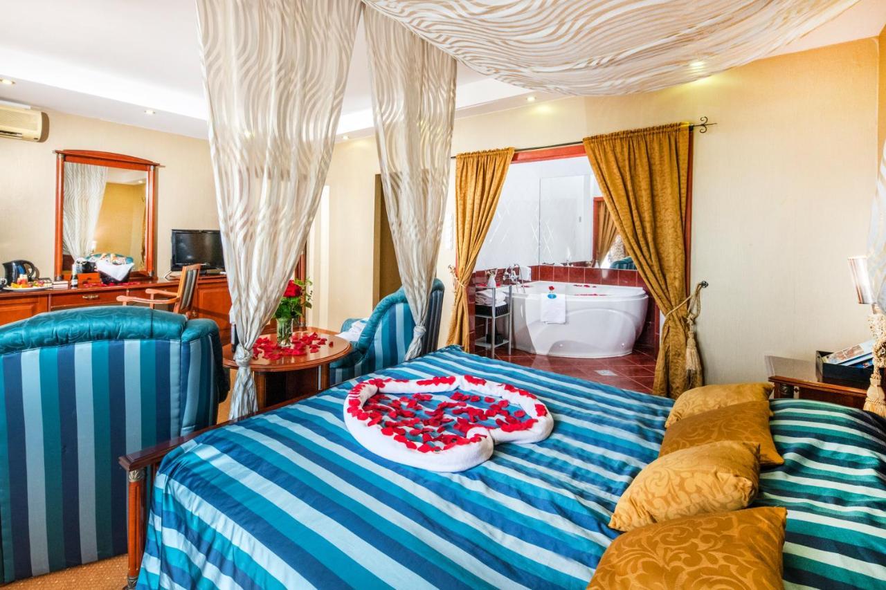 Duna Relax Hotel ราซเคเว ภายนอก รูปภาพ