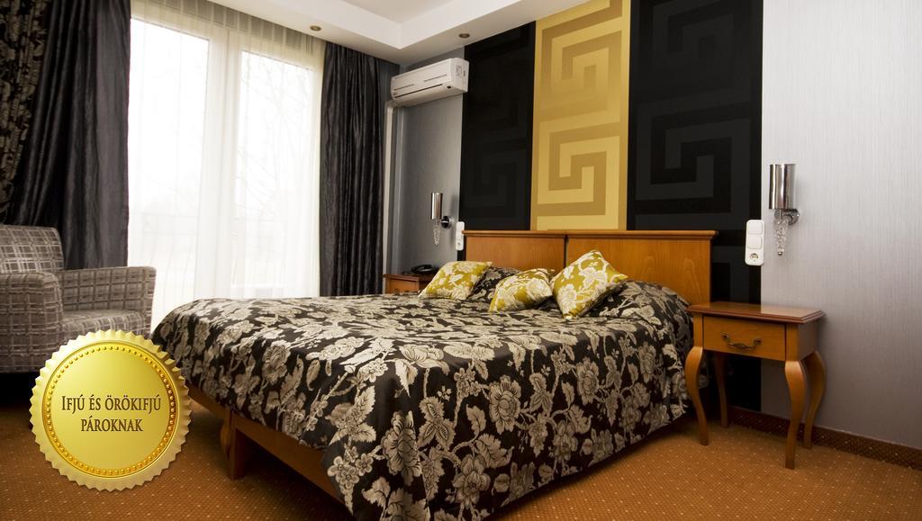 Duna Relax Hotel ราซเคเว ภายนอก รูปภาพ